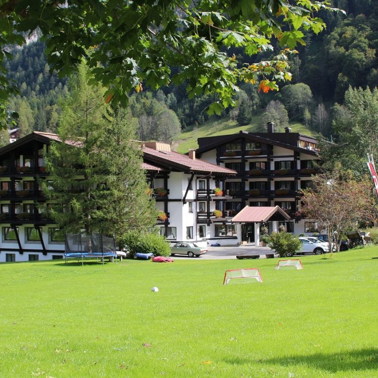 Top Family Familienhotel Sporthotel Beck, Brand, Alpenregion Bludenz, Außenansicht © Sporthotel Beck