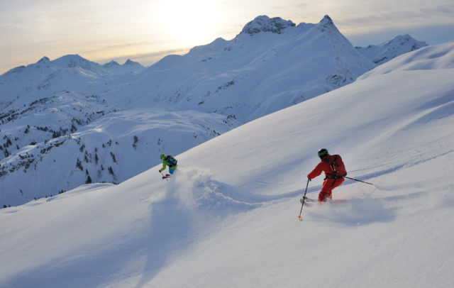 Ski Ride Vorarlberg, Skifahrer zwischen Warth und Lech (c) Sepp Mallaun