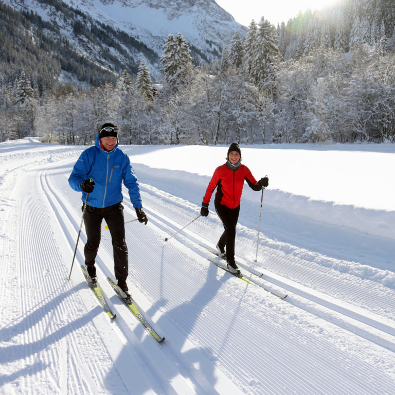 Langlaufen auf Vital-Loipen im Kleinwalsertal (c) Frank Drechsel - Kleinwalsertal Tourismus eGen