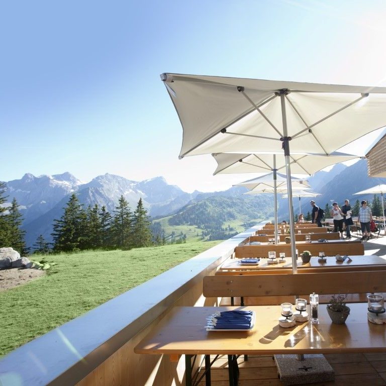 Bergrestaurant Frööd, Terrasse, Brandnertal (c) Restaurant Frööd