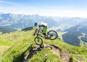 Mountainbike im Bregenzerwald (c) Stephan Schatz / Bike Schule Au-Schoppernau