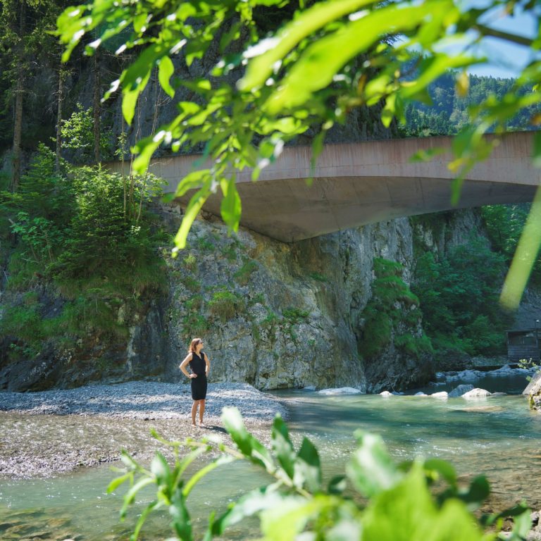 Verena Konrad, Schanerloch Brücke, Ebnit, Dornbirn (c) Dietmar Denger / Vorarlberg Tourismus