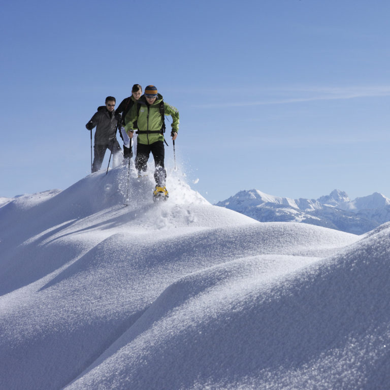 Schneeschuhwandern, Schneeschuhtour am Bödele © Adolf Bereuter / Bregenzerwald Tourismus
