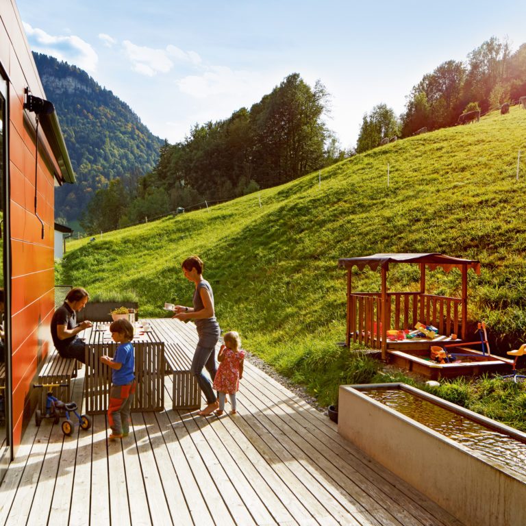 Haus Steurer Reuthe Bregenzerwald Terrasse (c) Peter Rigaud