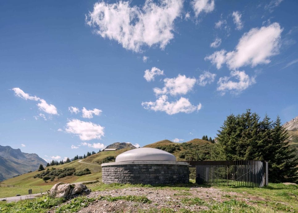 Skyspace Lech, James Turrell, Tannegg, Oberlech, Arlberg (c) Florian Holzherr