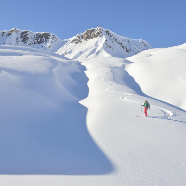 Freeriderin Gehrengrat Lech-Arlberg © Sepp Mallaun / Vorarlberg Tourismus