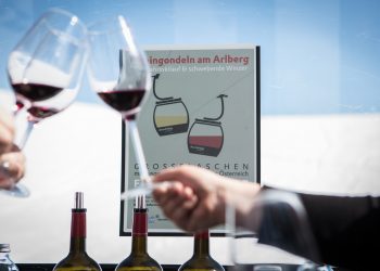 Weingondeln in Lech Zürs am Arlberg (c) Florian Lechner - Lech Zürs Tourismus