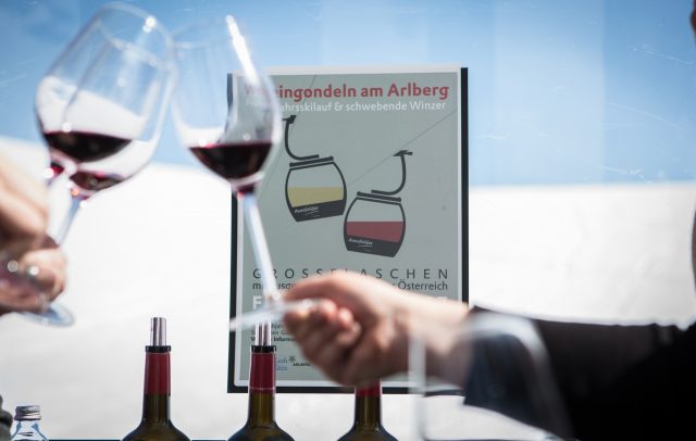 Weingondeln in Lech Zürs am Arlberg (c) Florian Lechner - Lech Zürs Tourismus