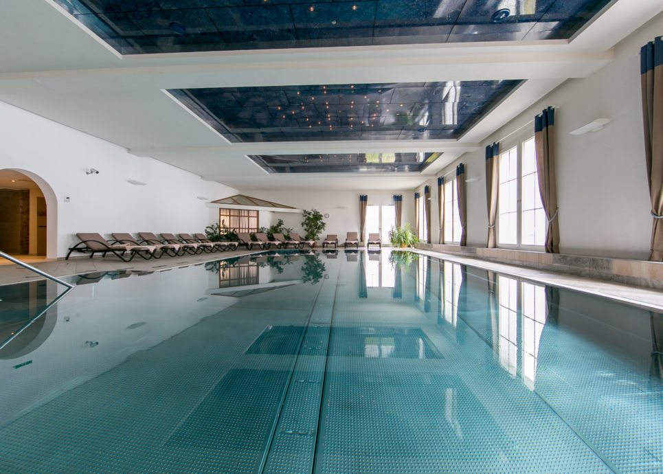 Hotel Damülser Hof, Pool (c) Damülser Hof