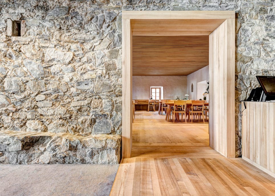 Propstei St. Gerold, Eingang zum Restaurant (c) Matthias Rhomberg