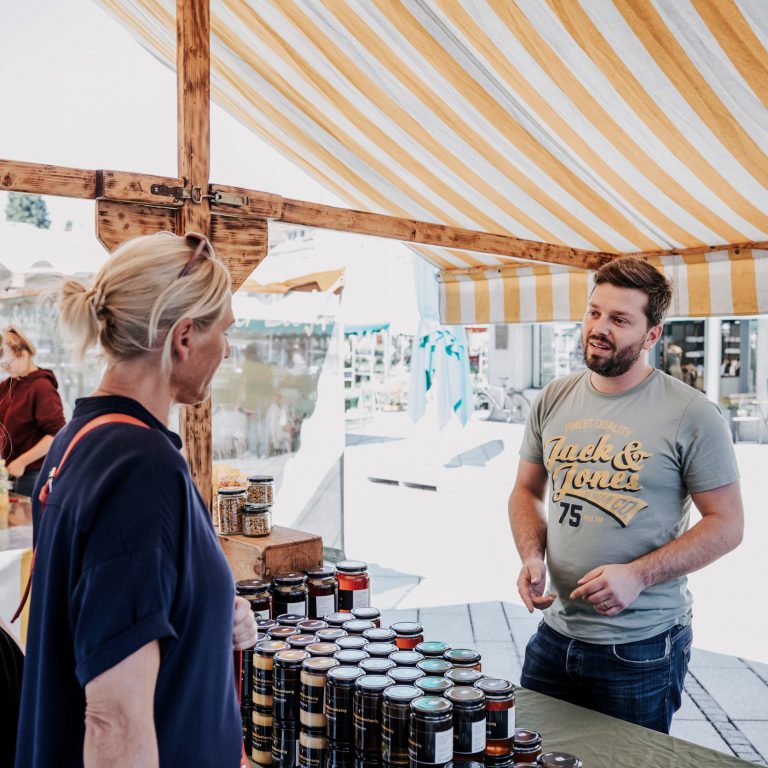 Matthias Neuhauser Honig Wochenmarkt © Angela Lamprecht / Vorarlberg