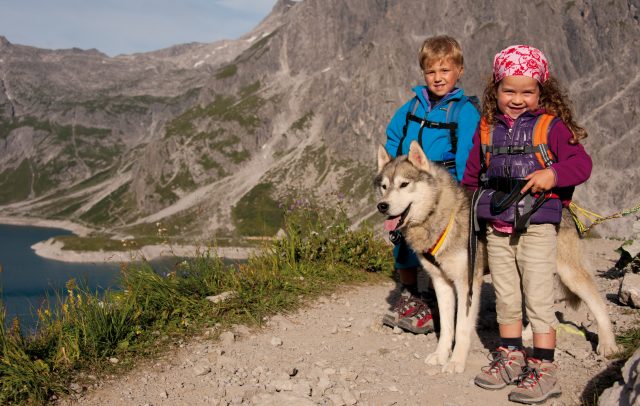 Huskywanderung am Lünersee (c) Udo Bernhart - Österreich Werbung