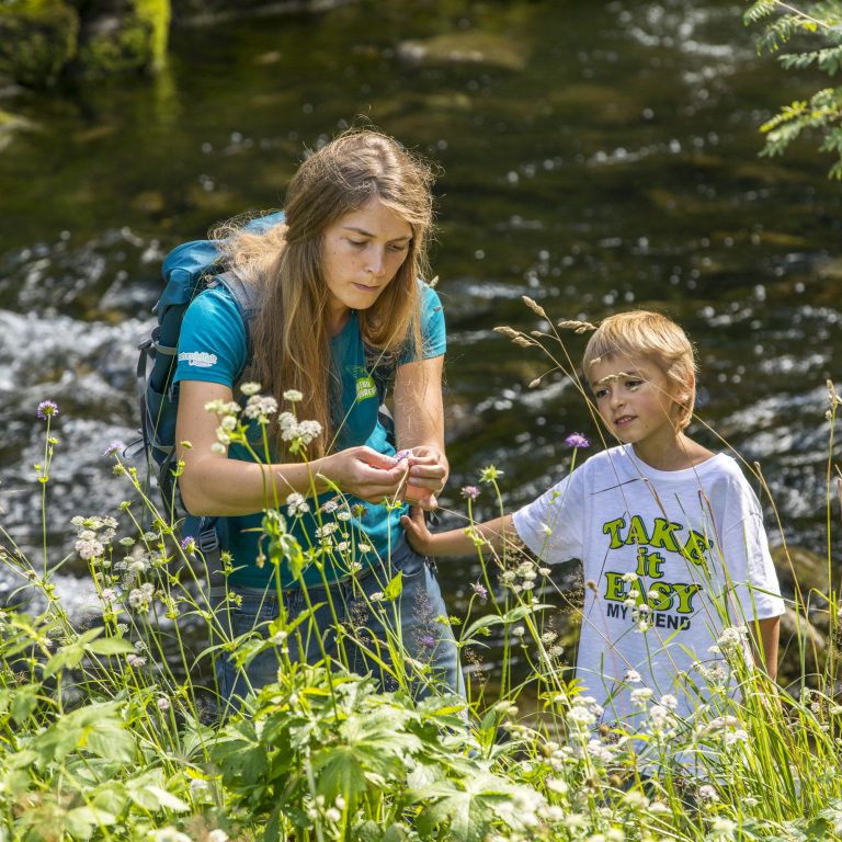 Diana Eckhoff mit Sohn (c) Frank Drechsel (c) Kleinwalsertal Tourismus eGen