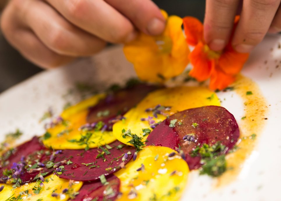 Vegetarische Bio-Küche im Oswalda Hus (c) Kleinwalsertal Tourismus eGen - Oliver Farys