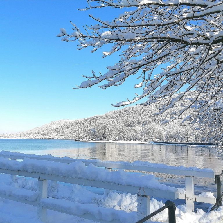 Schnee am Bodensee, Seepromenade Bregenz (c) cs I Vorarlberg Tourismus
