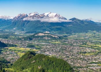 Blick oberhalb von Hohenems aufs Rheintal, Einreise Vorarlberg © Oberhauser Photography / Vorarlberg Tourismus