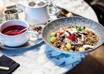 Jahnhalle Frühstück (c) Lukas Hämmerle