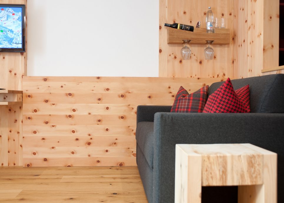 Hotel Mondschein, Bar im Zimmer (c) Alexander Lohmann - Hotel Mondschein