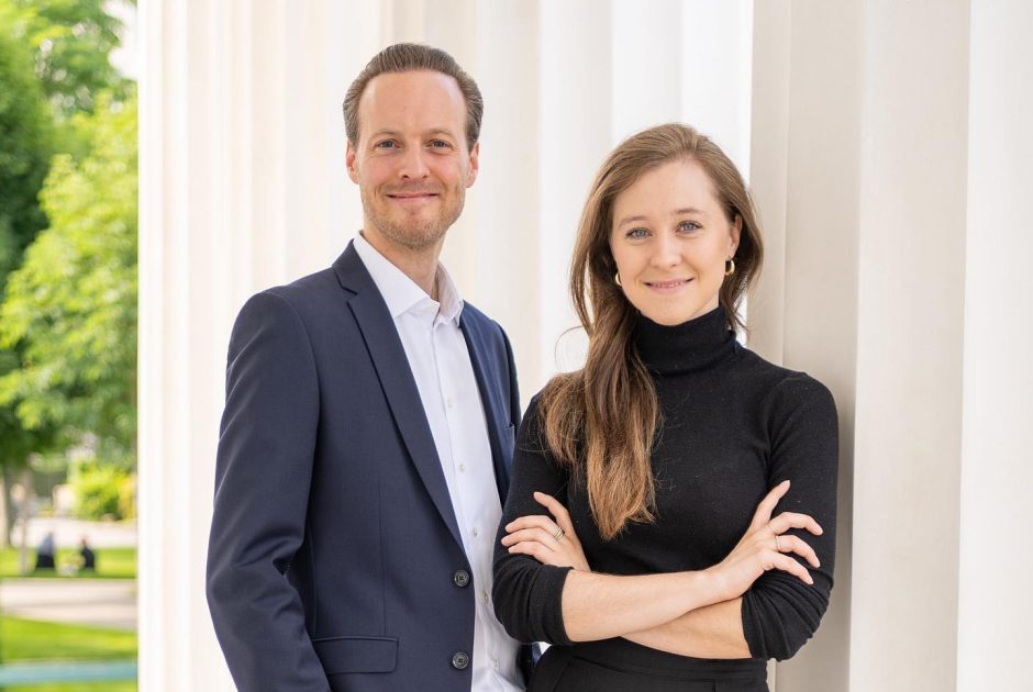 Das neue Führungsduo bilden Matthias und Anna Maria Honeck, die in der Vorarlberger Gemeinde Altach aufgewachsen sind. Als Intendant fungiert Matthias.