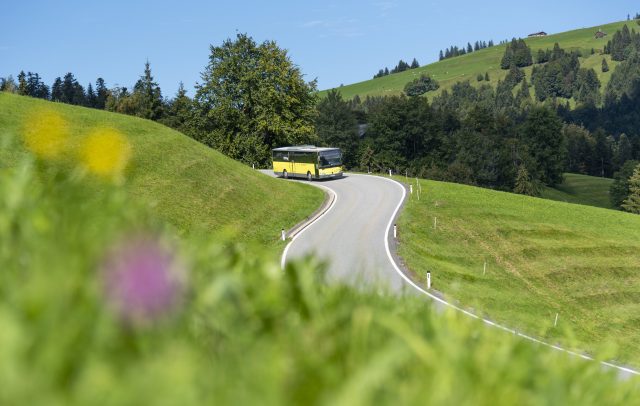 Landbus Bregenzerwald Sommer © Martin Vogel / Vorarlberg Tourismus